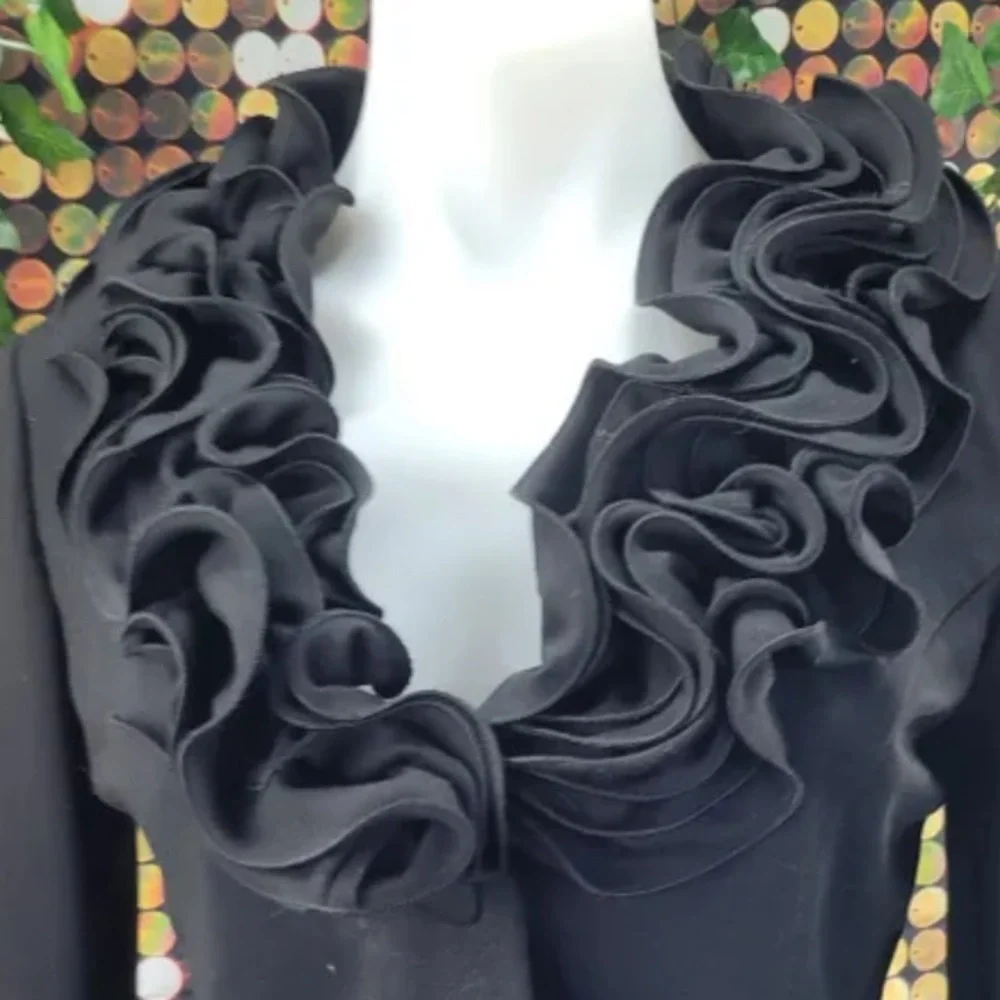 RINASCIMENTO Italian Layered-Tiered Collar Blazer - Picture 9 of 9